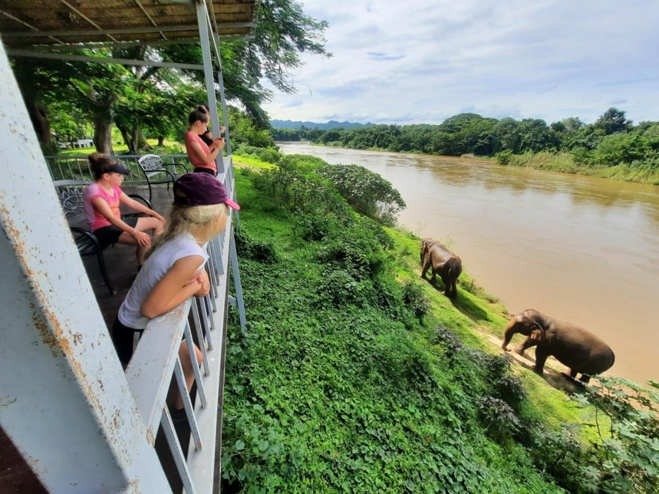 มูลนิธิสมบูรณ์เลกาซี่ (Somboon Legacy Foundation)